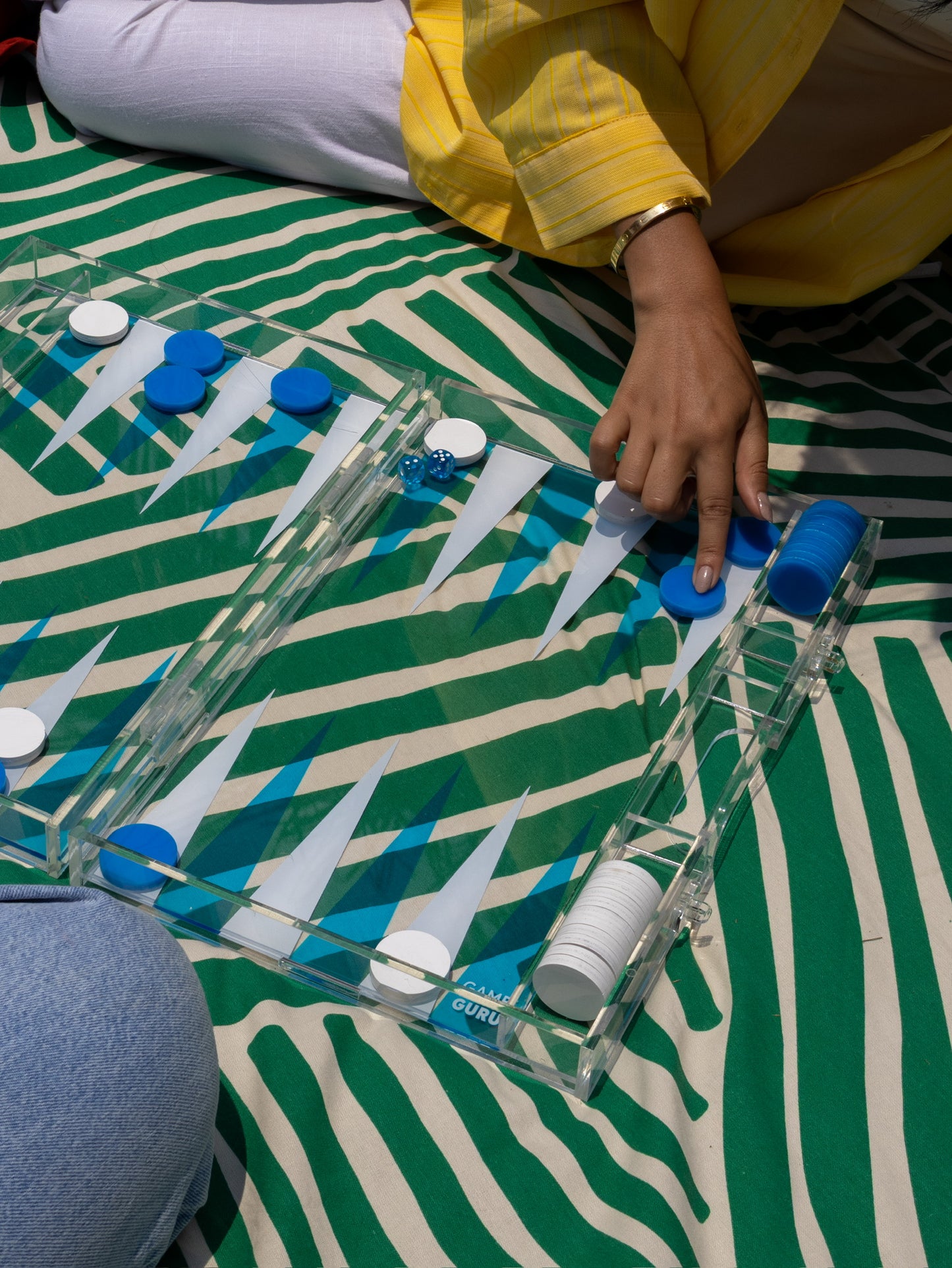 White x Turquoise Acrylic Tawla Set