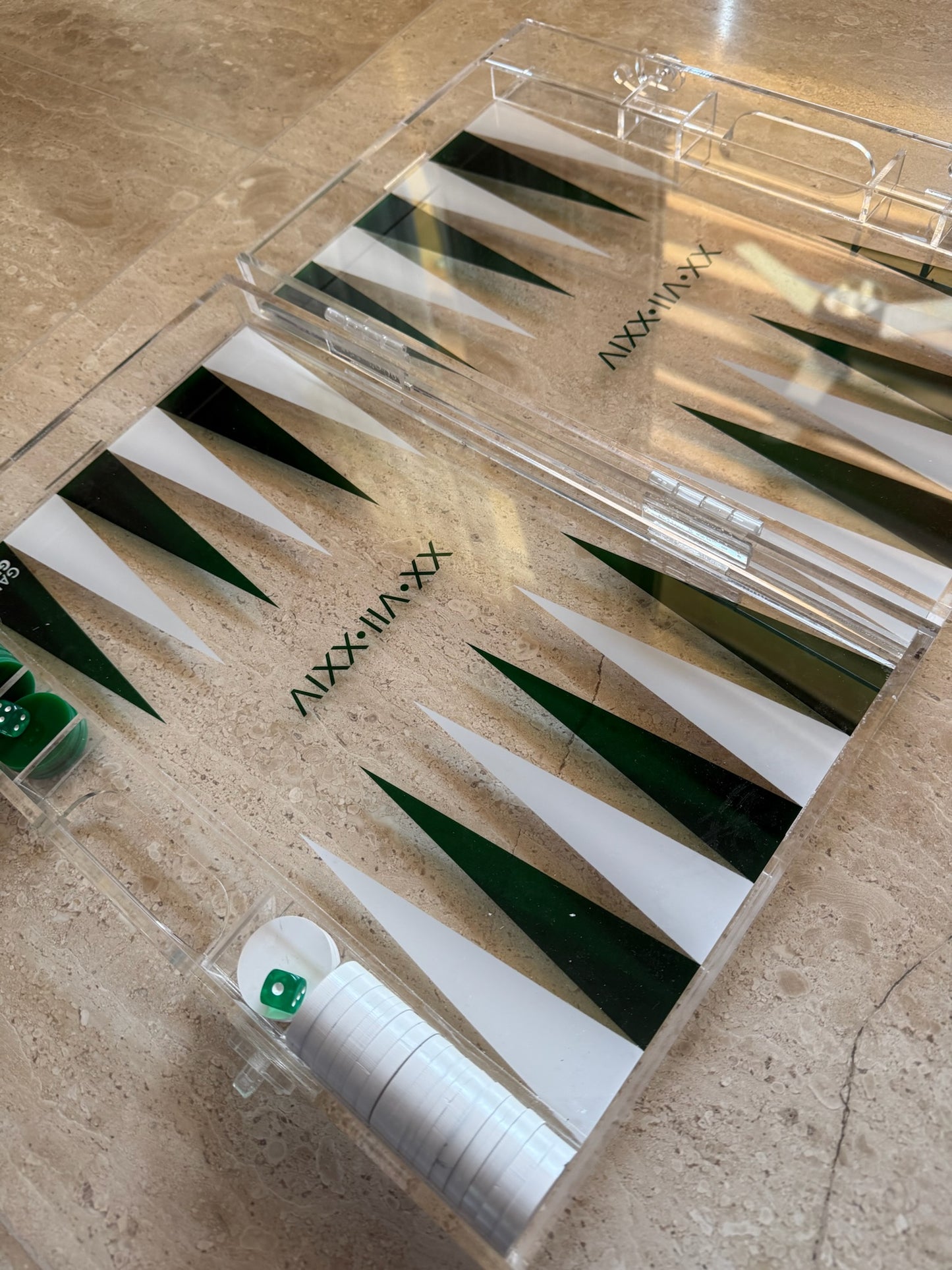 Dark Green x White Acrylic Tawla Set